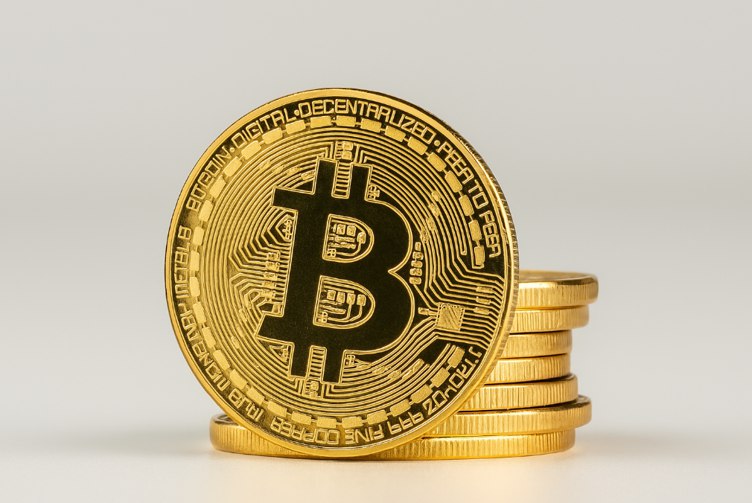 Venda de Bitcoin Pode Ter Chegado ao Fim, Rally de Final de Ano Possível, Diz Standard Chartered