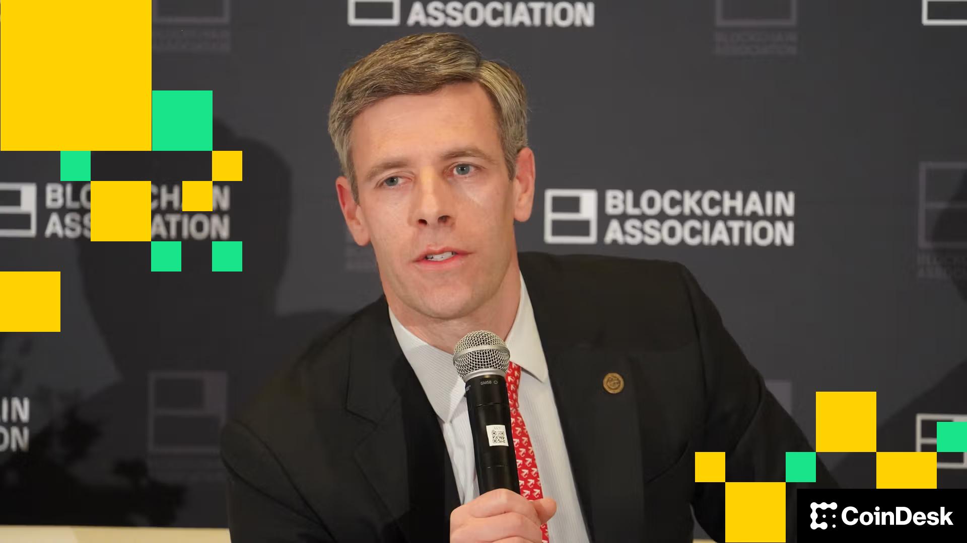 Пять крипто-компаний получили первоначальные одобрения в качестве трастовых банков, включая Ripple, Circle, BitGo