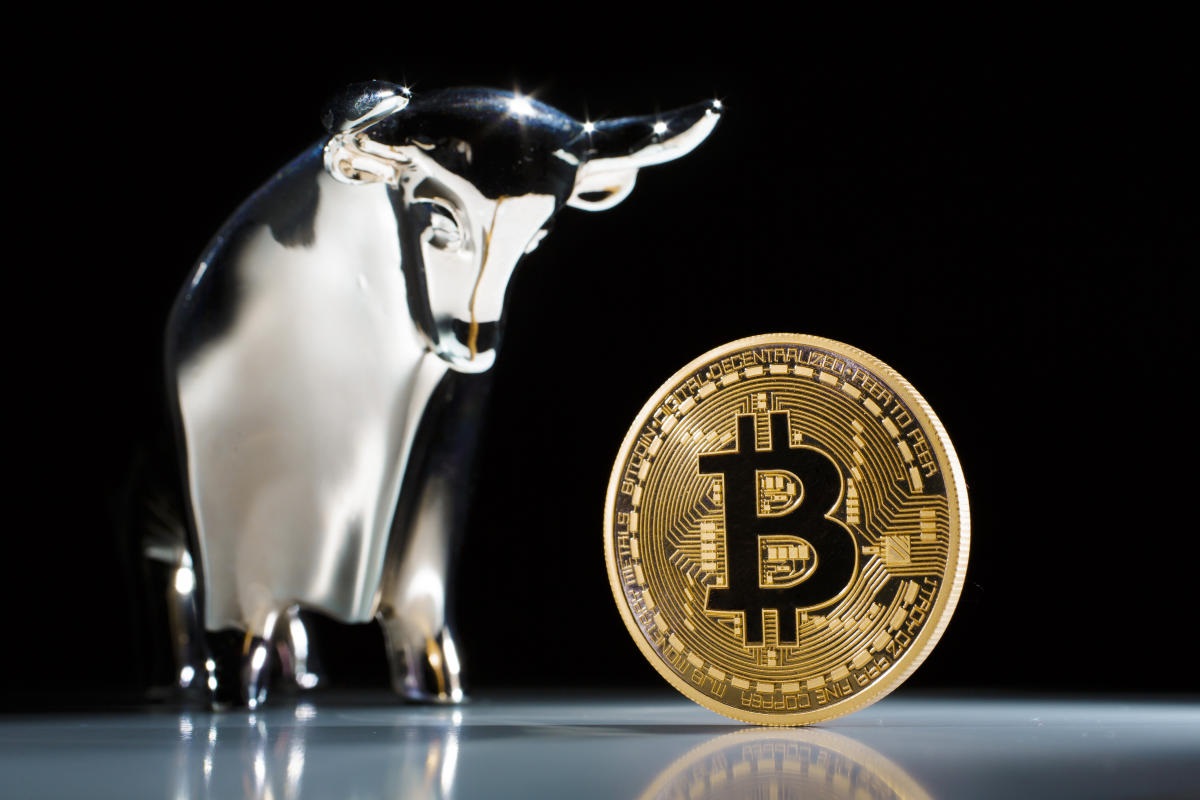 When to Expect a Bitcoin Price Rebound? Chinese Analysts Compiled