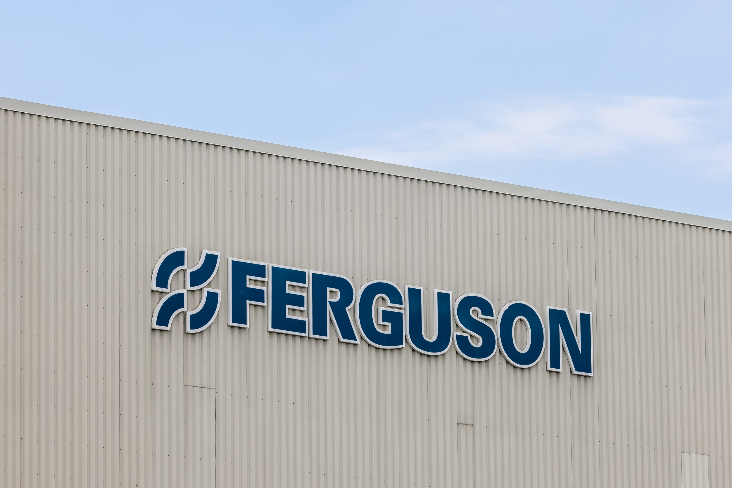 Ferguson Enterprises (FERG) Posts Strong Q1 Beat on EPS and Revenue