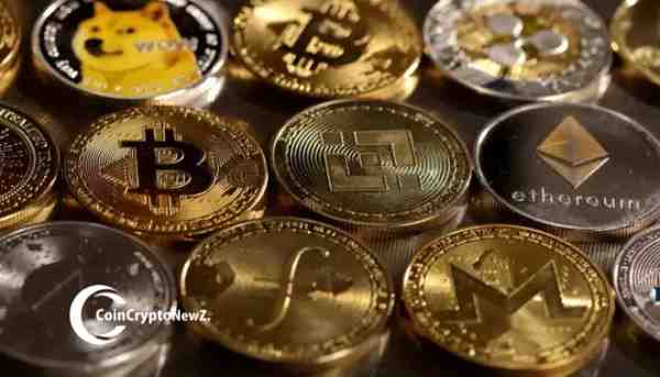 Altcoins Crash Below Key Support, Analyst Eyes $130B Entry