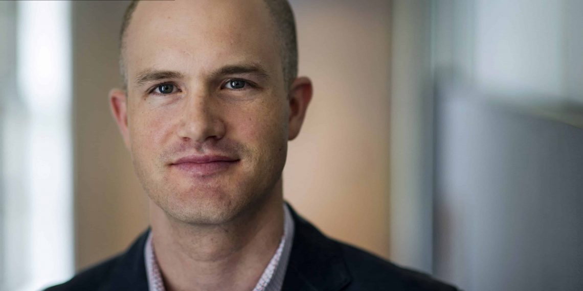 Coinbase CEO Slams EU for “Borderline Looting” of U.S. Tech Firms
