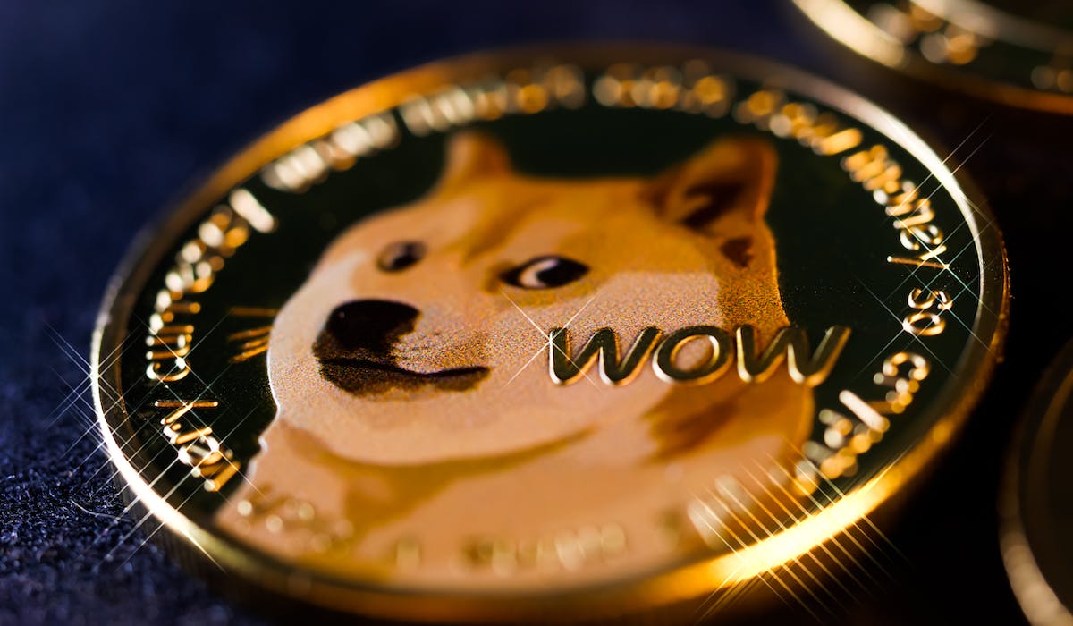 Dogecoin Forms Key Range as Traders Watch for Breakout