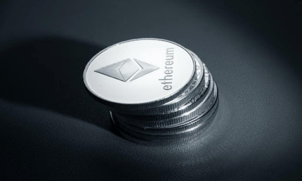 Ethereum Bleeds $912M in Outflows – 7 Straight Days of Investor Exodus