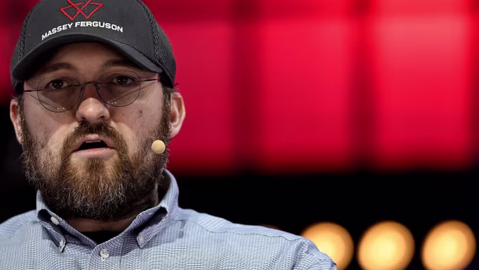 Cardano Founder Charles Hoskinson Criticizes Trump’s Crypto Ventures as “Frustrating” for Policy Progress