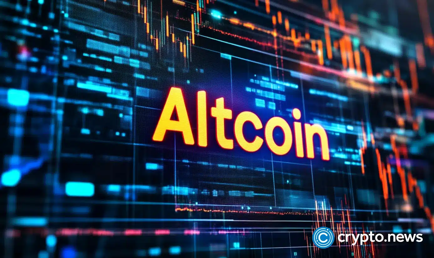 Small caps, big moves: This altcoin trio outshines Bitcoin