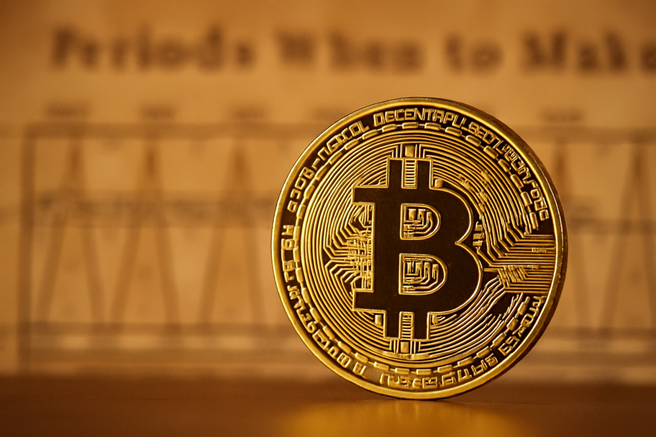 History Says Bitcoin Peak Is 2 Months Away – Will It Repeat?