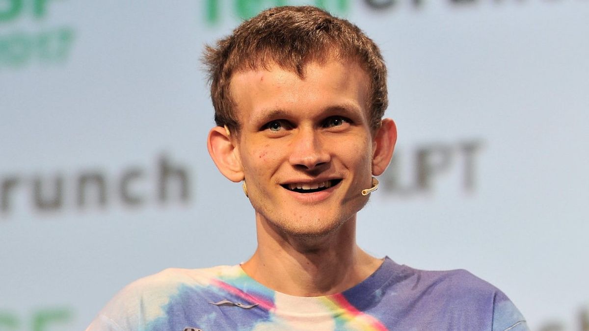 Vitalik Buterin Donates $760K in ETH to Privacy-Focused Messaging Apps