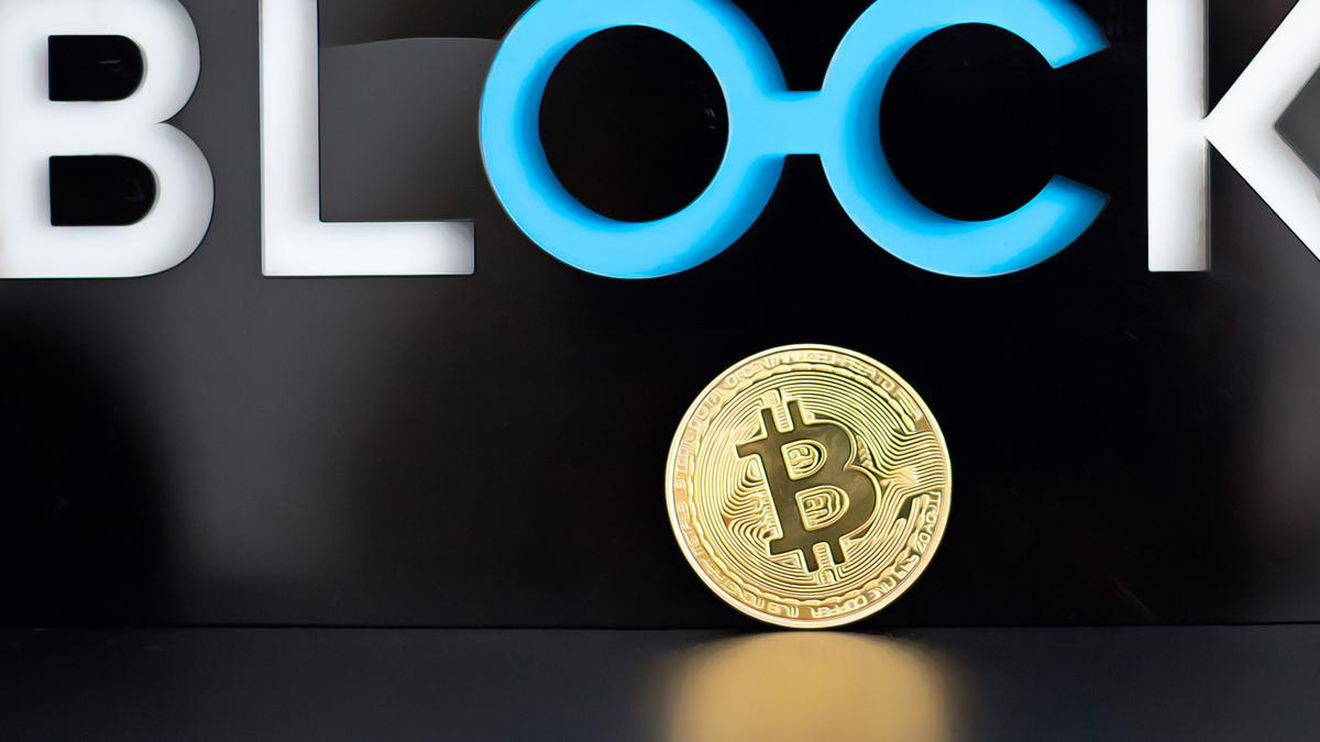 Coinbase Offers Bitcoin-Centric Credit Card with Unique Features