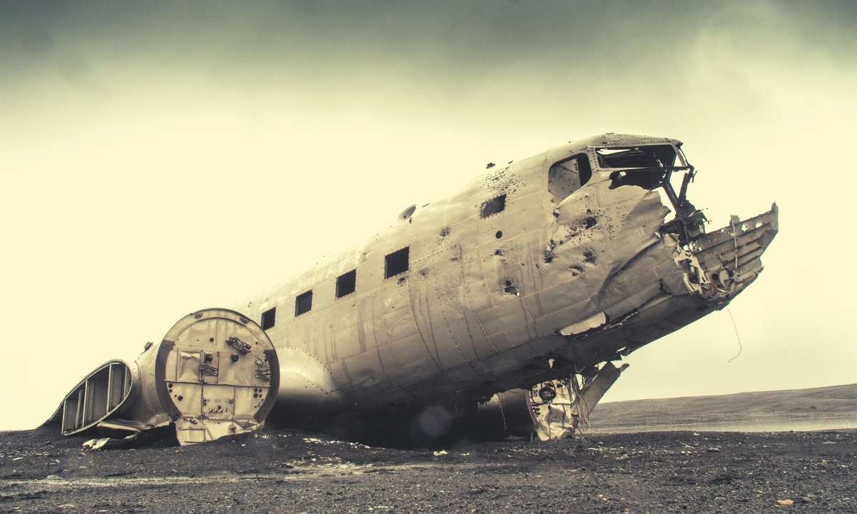 TRUMP, MELANIA, and Other Celebrity Meme Coins Sink 78% from Highs