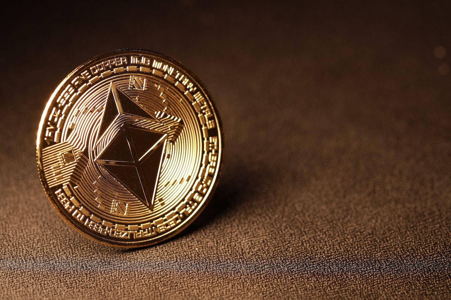 Ethereum Whales Pull 87,083 ETH From Exchanges As Price Stalls