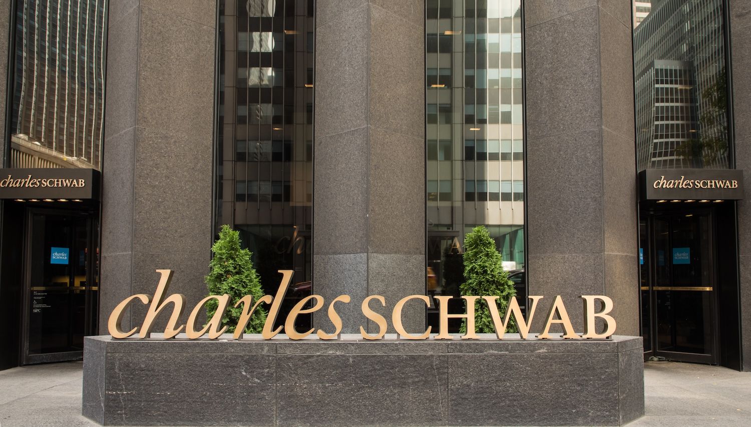 Schwab Executive Claims Prediction Markets Transformed Into Sports Betting Sites