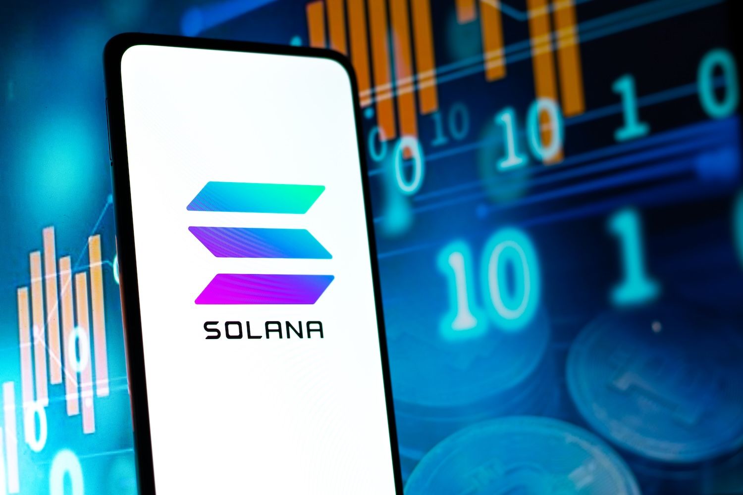 Solana Faces $110 Test After Major Whales Add Fresh Demand