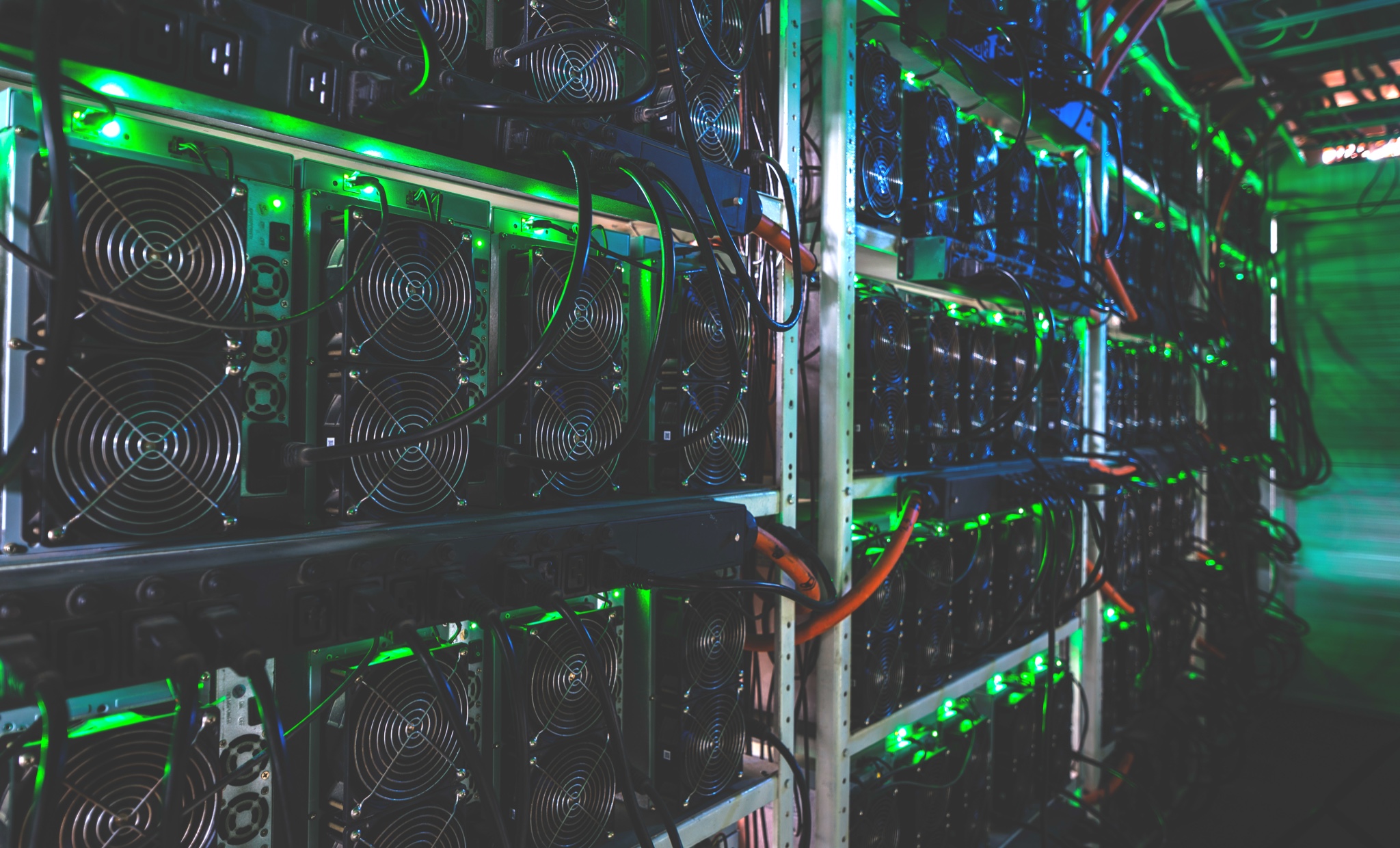 Bitcoin Miners Cut Expansion Plans, Corporates Slow Treasury Buys Amid Price Pressure