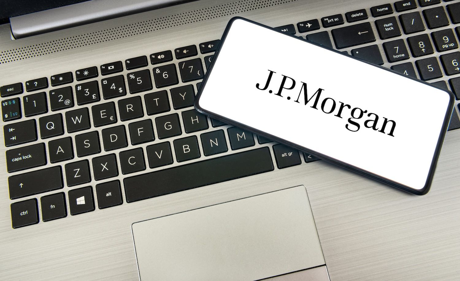 Coinbase Vs JPMorgan Erupts As Armstrong's Meme Stokes CLARITY Fight