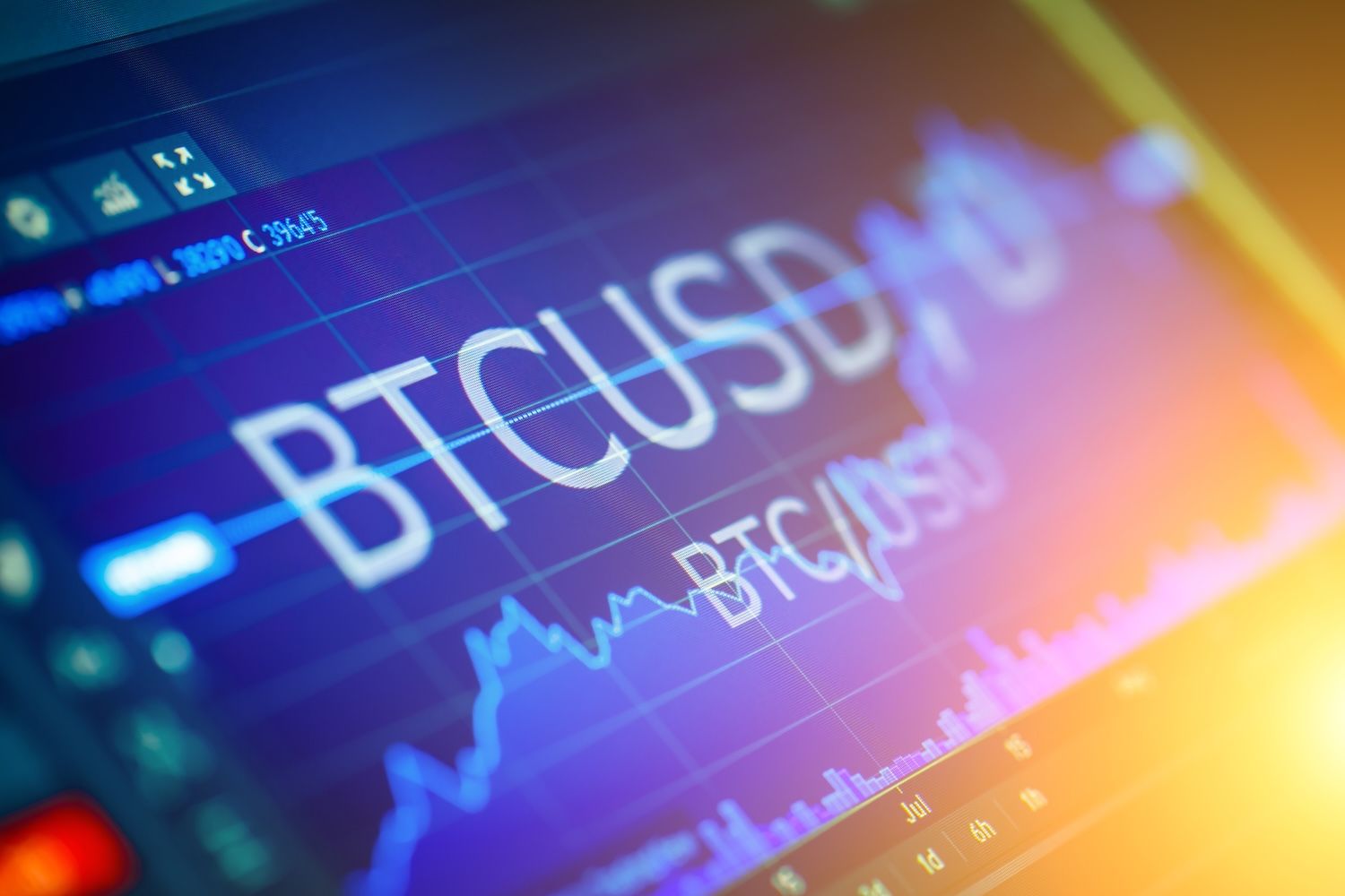 Bitcoin Losses Mature As Long-Term Holders Control 43% Of Underwater Supply
