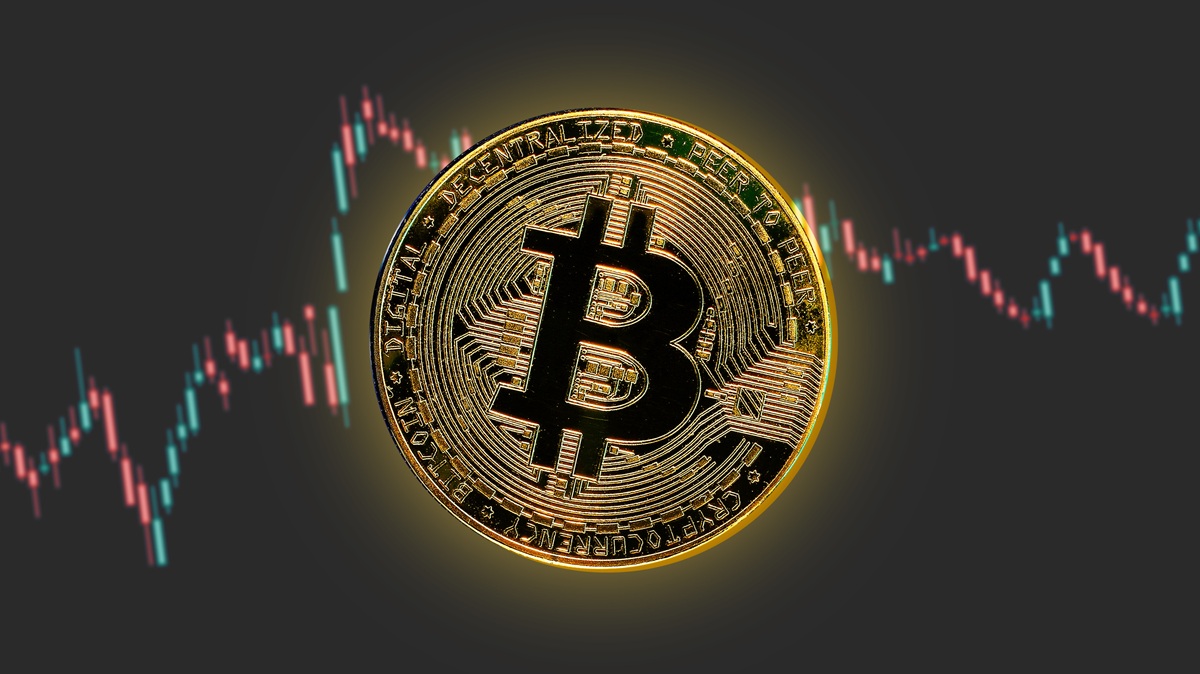 Is It Finally Time to Buy Bitcoin? Analysis Firm Explains!
