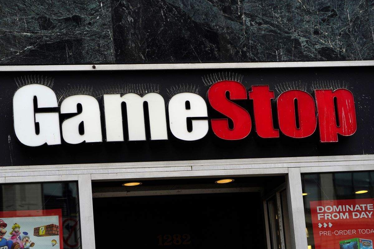 GameStop plans $1.3B convertible debt issue with Bitcoin purchase on the table