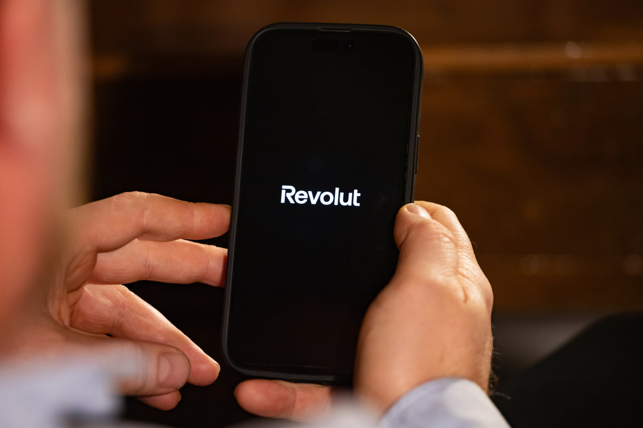 Revolut Data Breach Links Bitcoin Wallets to Real Identities