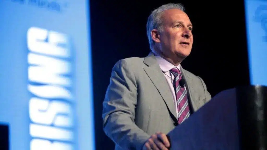 Peter Schiff Warns Strategy’s Bitcoin Strategy Could Trigger Death Spiral