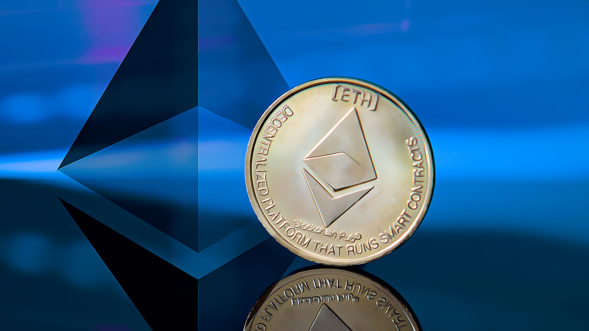 Ethereum Struggles as Market Sentiment Declines